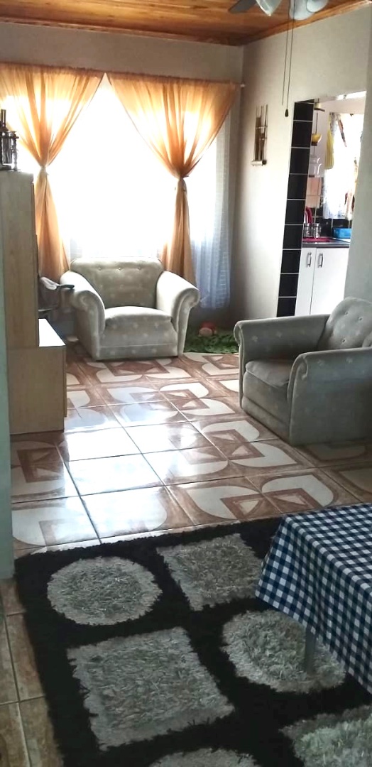 2 Bedroom Property for Sale in Blikkiesdorp Eastern Cape